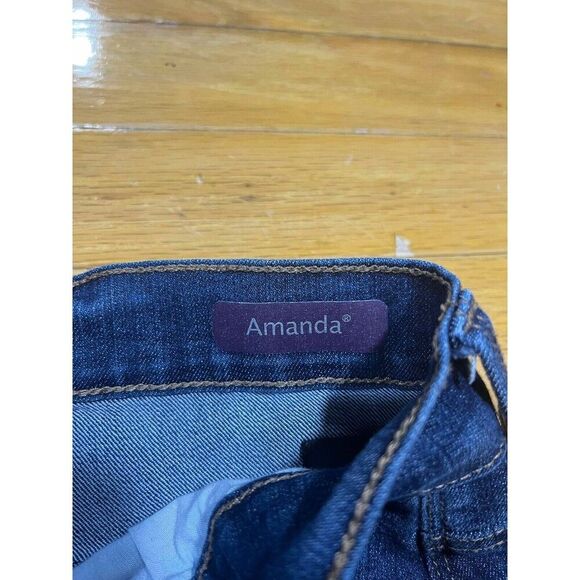 Gloria Vanderbilt Jeans Women's Size 6S Short Blue Denim Amanda Mid Rise - Picture 4 of 9
